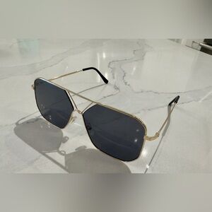 Aviator sunglasses
